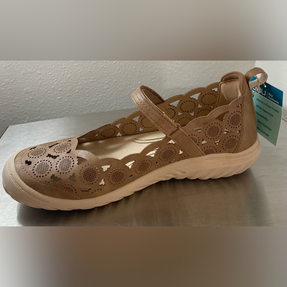 WOMENS TAUPE SHIMMER MARYJANES
